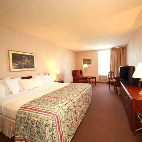 Boarders Inn And Suites - Marion Ruang foto