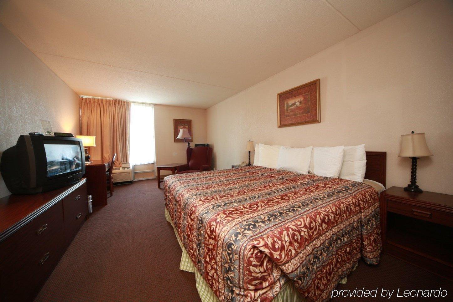 Boarders Inn And Suites - Marion Bagian luar foto
